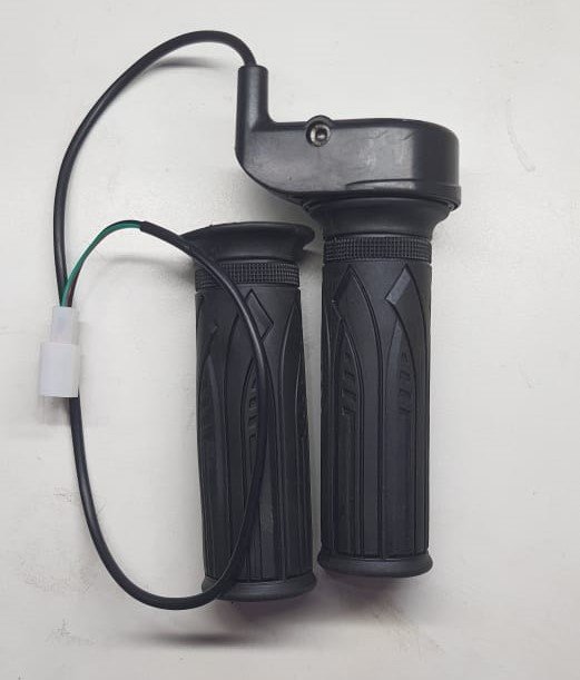 Universal Throttle for E-Scooters & E-Rickshaw | RH & LH Grip Set | Genuine EV Power | Heavy-Duty