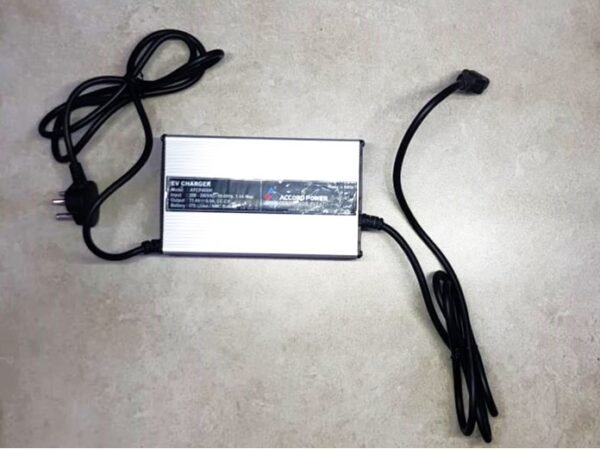 Lithium-ion Charger 71.4V 6A | Compatible with 17S NMC Battery | Reliable EV Charger